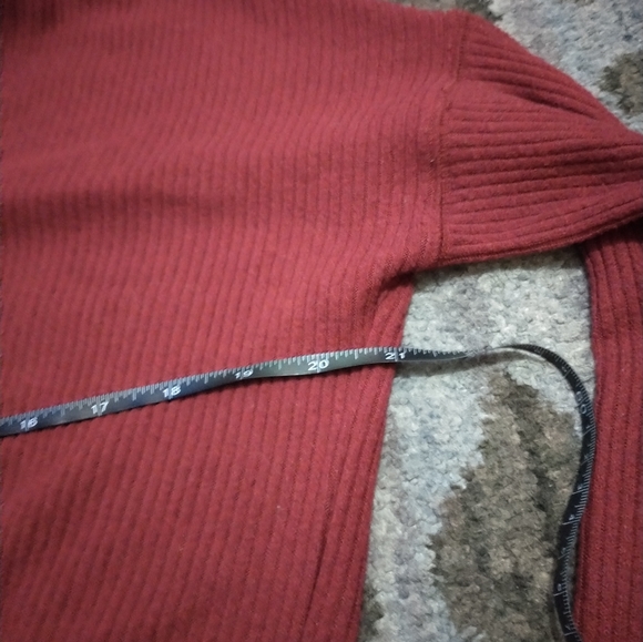 Abercrombie & Fitch Burgundy Long Sleeve Top sz XS - Picture 8 of 9